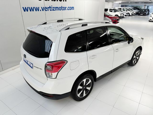 Subaru Forester 2.0 Lineartronic Executive
