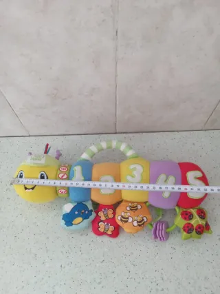 Gusano musical para carrito o silla de bebé