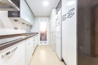 Piso en venta en El Grau en Valencia