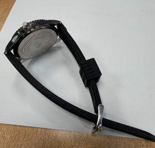 Reloj MODAIYA Cuarzo Negro y Plateado