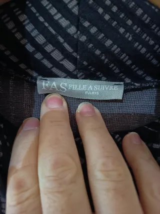 Vestido de manga comprida preto e cinza