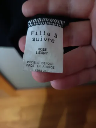 Vestido de manga comprida preto e cinza