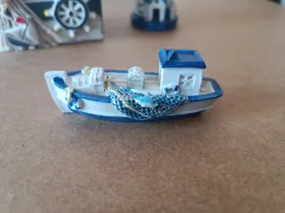 Lote Decoración Marinera: Faro, Barco y Cofre