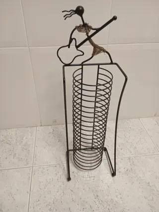 Porta CD's de metal negro