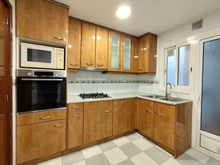 Piso en venta en Montigalà -Sant Crist en Badalona