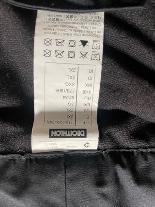 Pantalones de esquí negros de Decathlon