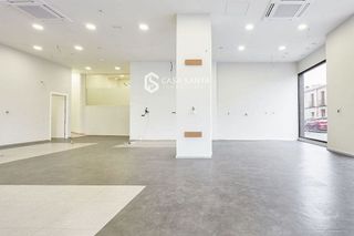 Local comercial en venta en Yecla