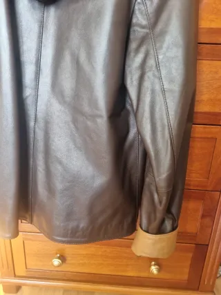 Cazadora de piel de peletería