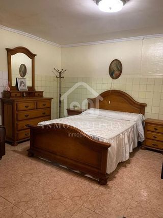 Casa adosada en venta en Utiel