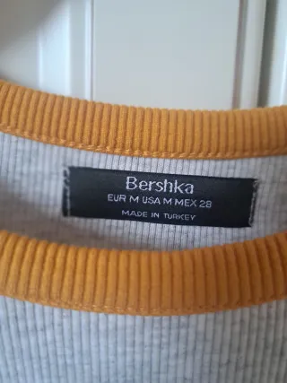 Camiseta canalé Bershka