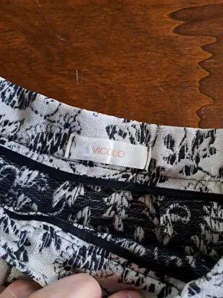 Gonna corta fantasia fiori pieghe S