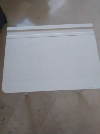 Mesa infantil blanca 60x45x55