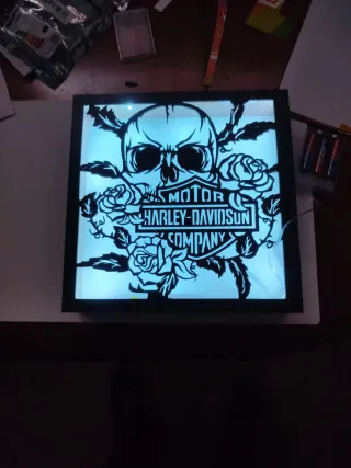 Lámpara Harley Davidson Calavera y Rosas