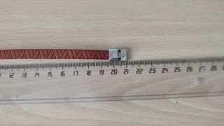 Pulsera de cuero marrón con cierre imán