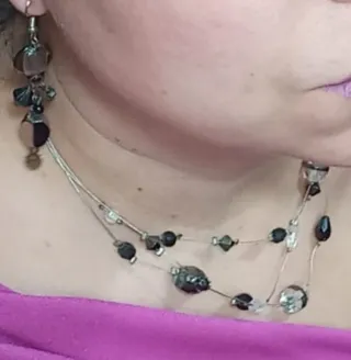 Conjunto collar y pendientes negro/plata