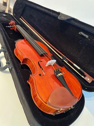 Violino 4/4 com arco e caixa