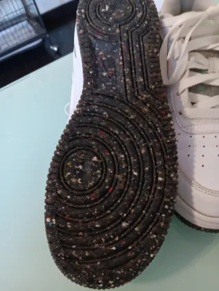 Nike Air Force 1 Lv8 DR3095-100