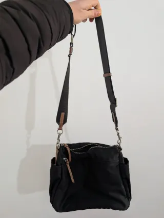Bolso Parfois Negro Cremalleras Frontales