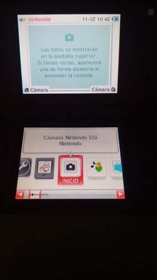 Nintendo DSi Roja
