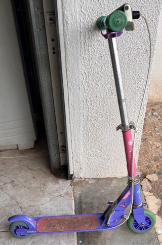 Patinete infantil plegable morado y rosa