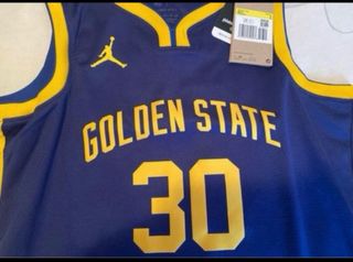 Camiseta NBA 30 Azul y Dorada de CURRY