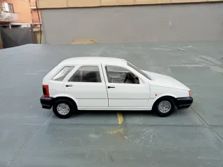Fiat Tipo 1/24 Modellino Auto