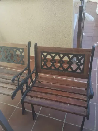 Tavolo da giardino in ferro battuto e 4 sedie