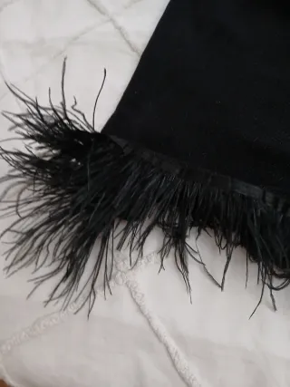 Blusa negra fiesta con plumas Talla L