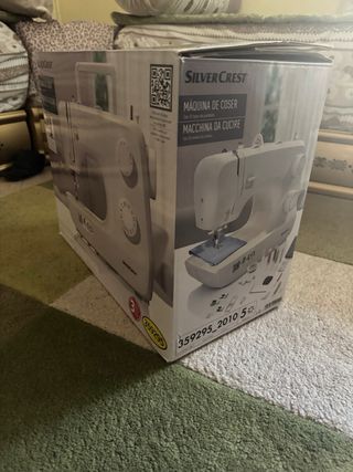 Macchina da cucire SilverCrest 33 funzioni