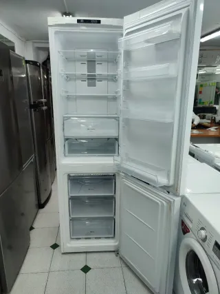 Nevera Indesit Combi 202.7x60cm con garantía