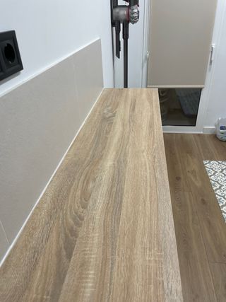 Encimera efecto roble laminada