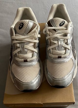 Asics GEL-NYC Beige/Plata