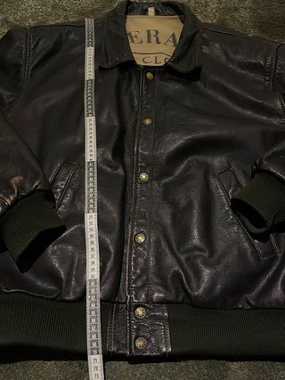 Cazadora de piel marrón