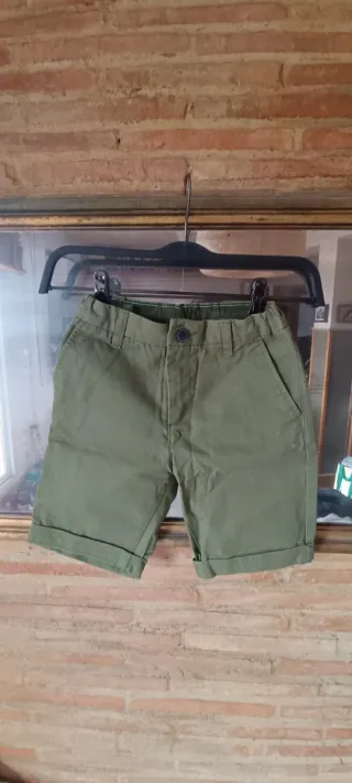 Pantalones Chinos Niño mas camisetas a juego