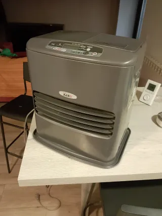 Estufa Kero Digital con Termostato