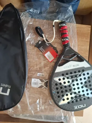 Pala Padel NOX AT10 12K Agustin Tapia