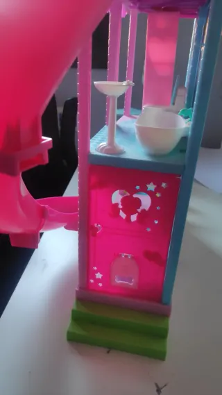 Casa Barbie con tobogán