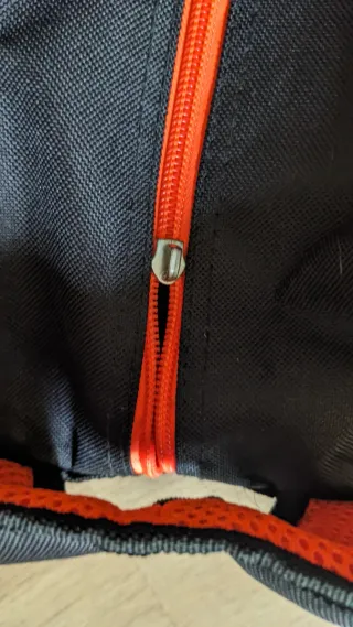 Paletero Bullpadel Negro y Naranja