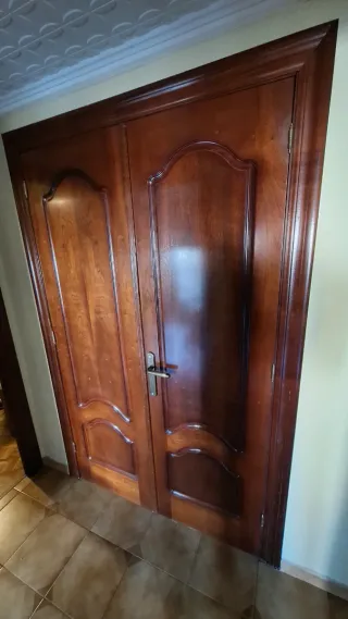 Puerta madera/cristal