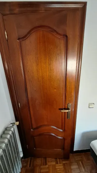 Puerta madera/cristal