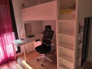 Cama alta con escritorio Ikea SMÅSTAD