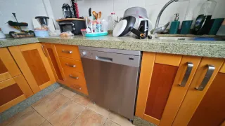 Cocina Completa: Microondas, Horno y Lavavajillas