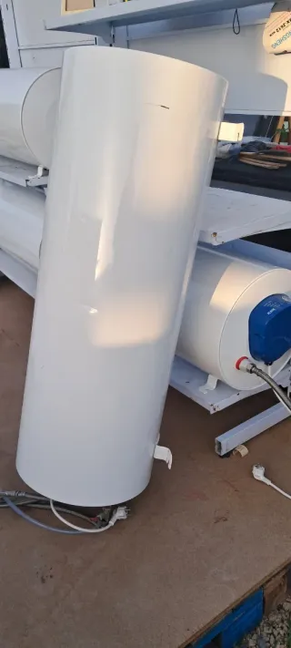 Termo Eléctrico Blanco