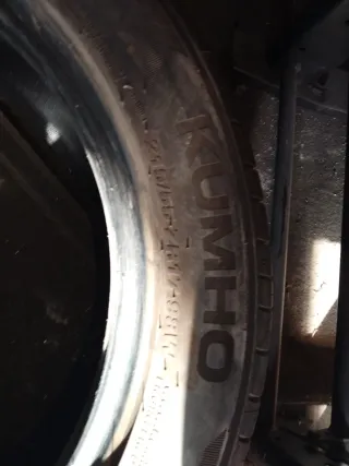 2 Neumáticos Kumho 215/55/17 98W