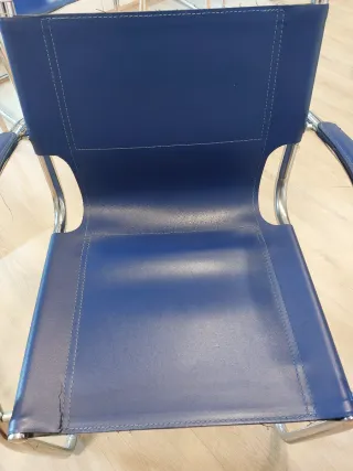 REGALO. Sillas de oficina azul y plateado