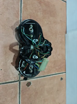 Cuentakilómetros Honda NS125F