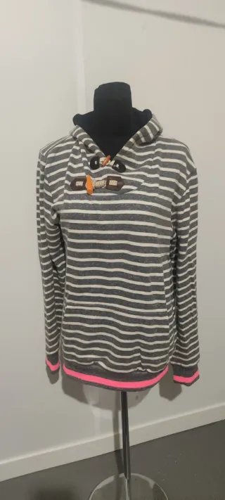 Sudadera gris y rosa con cordones