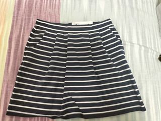 Falda Talla L (40-42) NUEVA