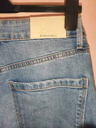 Stradivarius Jeans Talla 38 Pierna Ancha Azul