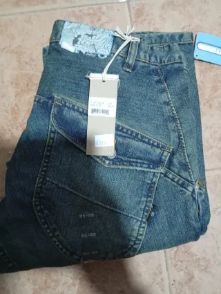 Pantalón hombre Reef nuevos 34/32